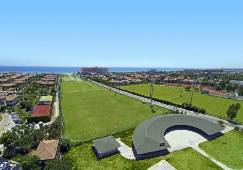 Jalkapallon harjoitusleiri Starlight Resort